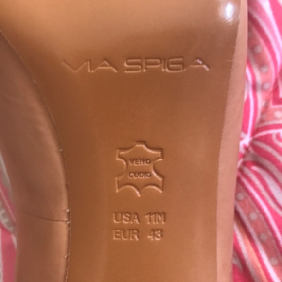 Rich Tan Via Spiga Heels - Picture 6 of 8